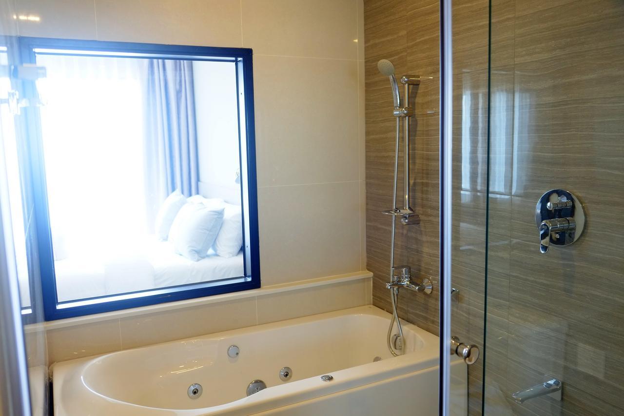 סי ראצ'ה Knightsbridge The Ocean Sriracha By Crown Residence מראה חיצוני תמונה