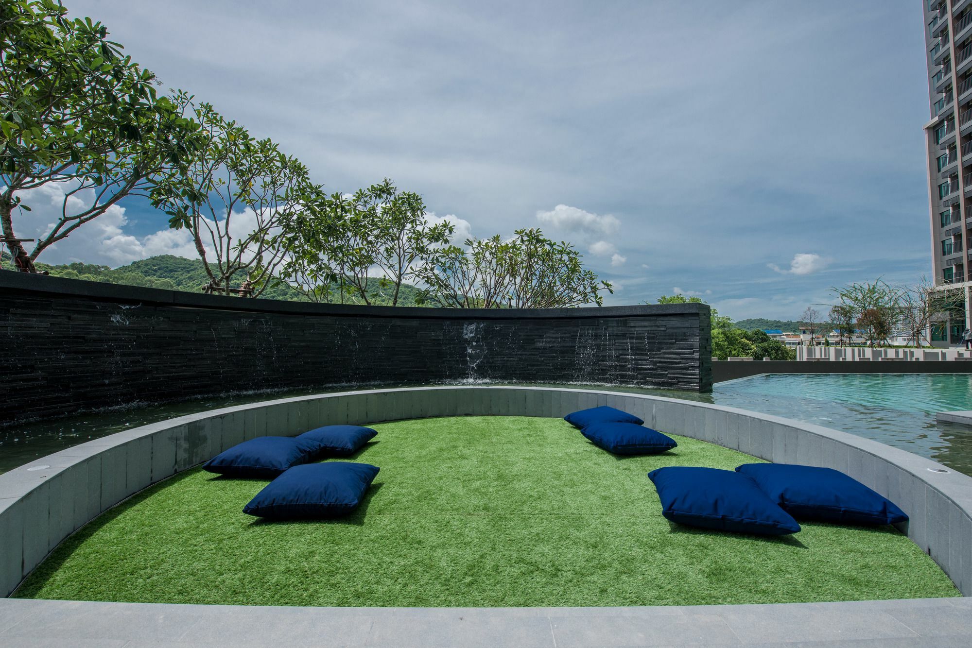 סי ראצ'ה Knightsbridge The Ocean Sriracha By Crown Residence מראה חיצוני תמונה